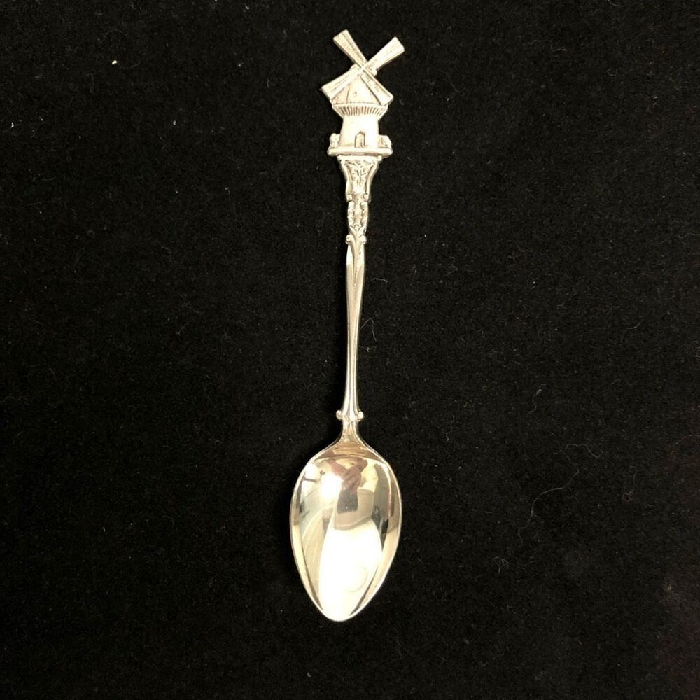 holland souvenir spoon windmill silver‎ tone 4.75 inches collectible